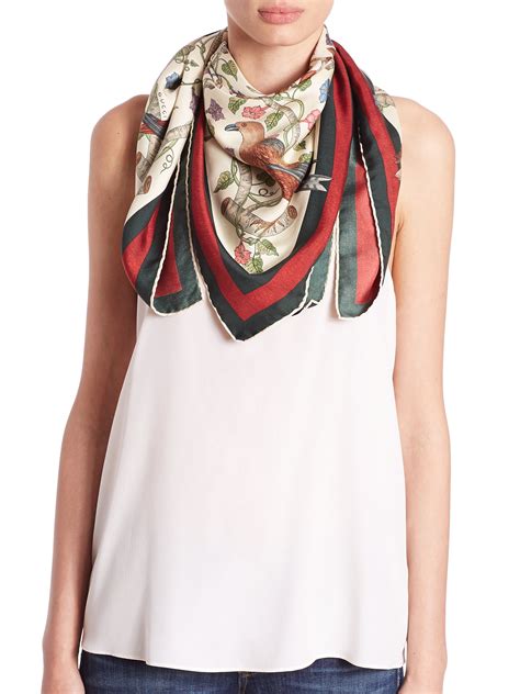 foulard donna firmata gucci.